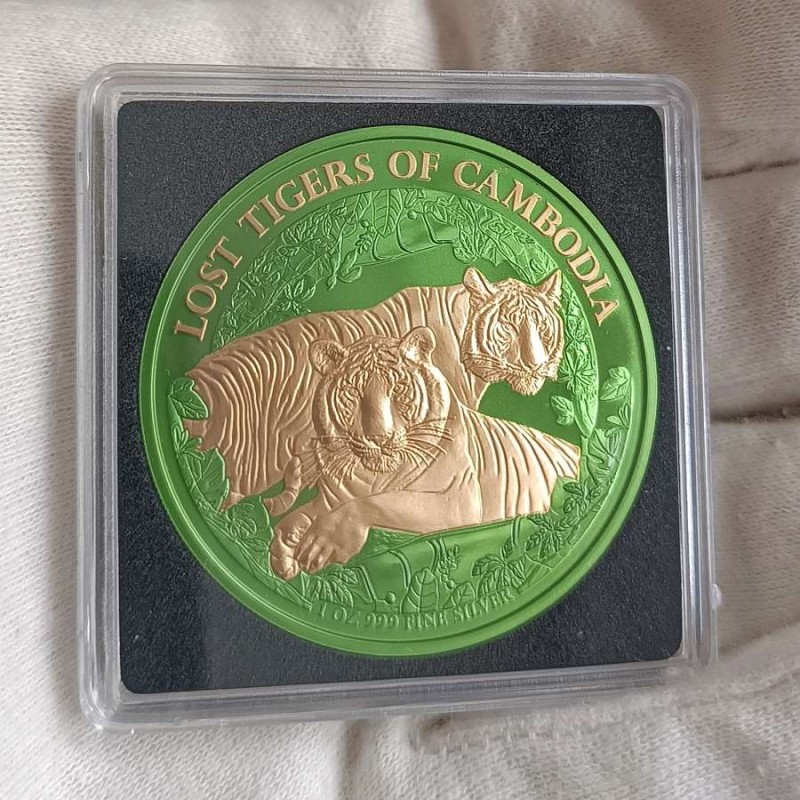 1 oz ANIMAL PREDATORS - TIGERS gilded metal colors 2024 (3.)